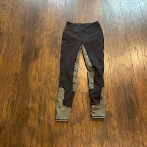 Perfect for horse lover! Black and gray horse riding pants
